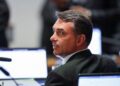 Meio/Ideia: Crise do “Dark Horse” corrói apoio de Flávio em eleitorado estratégico